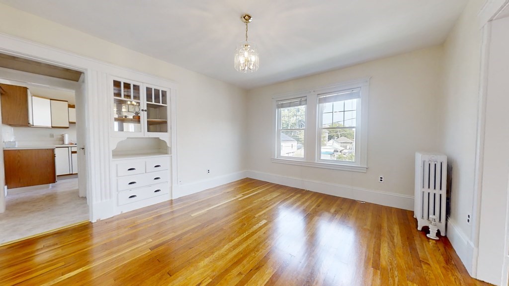 104-106 Waverley Ave