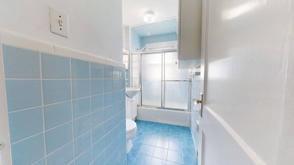 104-106 Waverley Ave