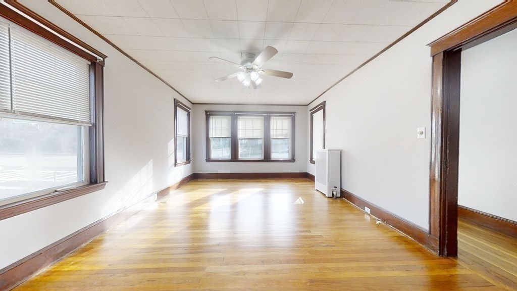 104-106 Waverley Ave