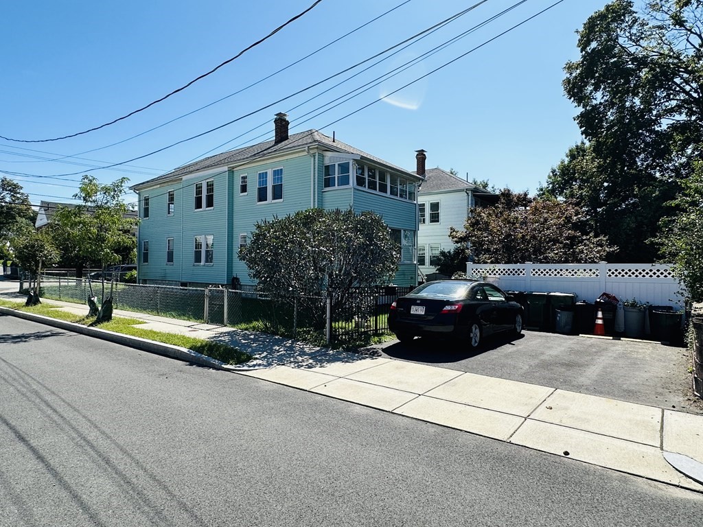 104-106 Waverley Ave