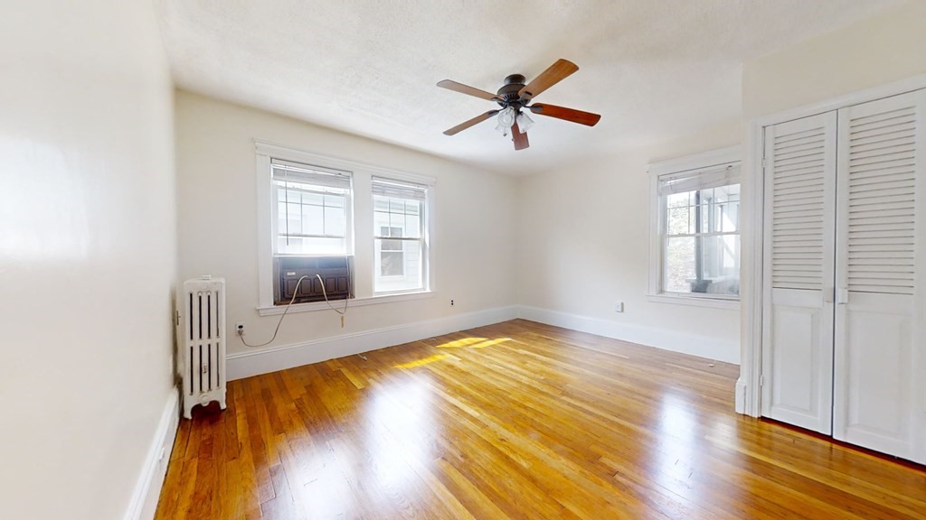 104-106 Waverley Ave