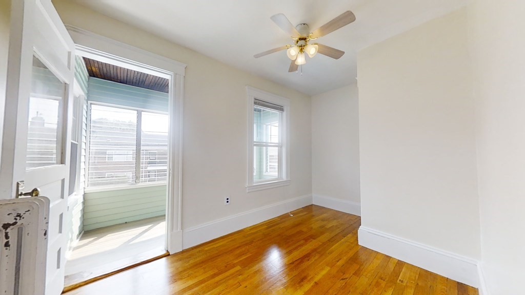 104-106 Waverley Ave