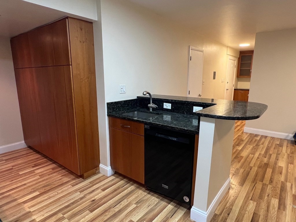 57-A Saint Paul St Unit: 20