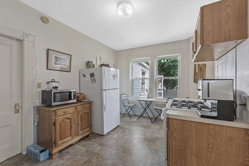 63-65 Lawrence St Unit: 63