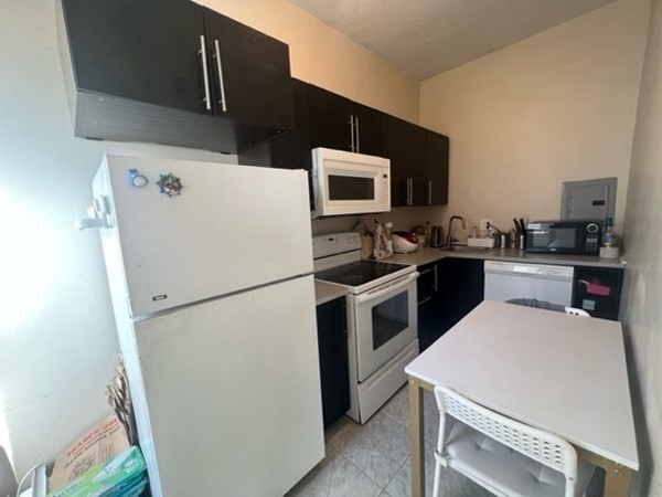 1091 Boylston St Unit: 22