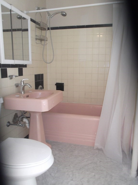 1091 Boylston St Unit: 22