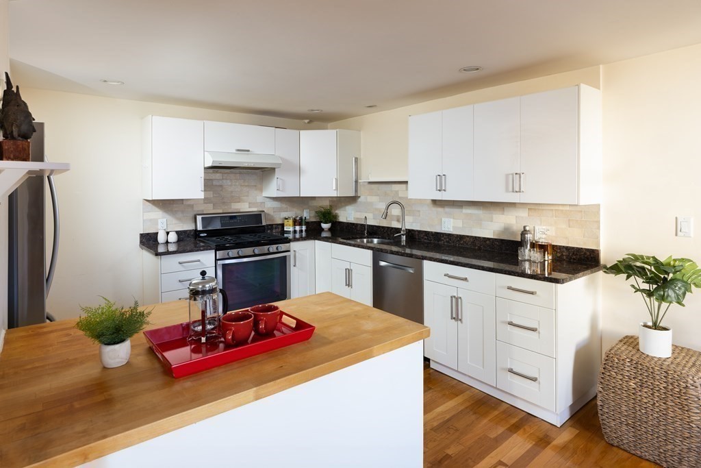 17 Townly Rd Unit: 17