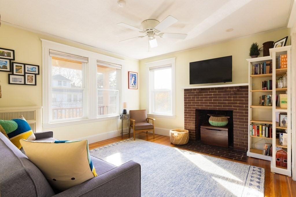 46 Amsden St Unit: 46