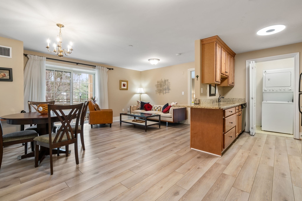 12 Russell Rd Unit: 207