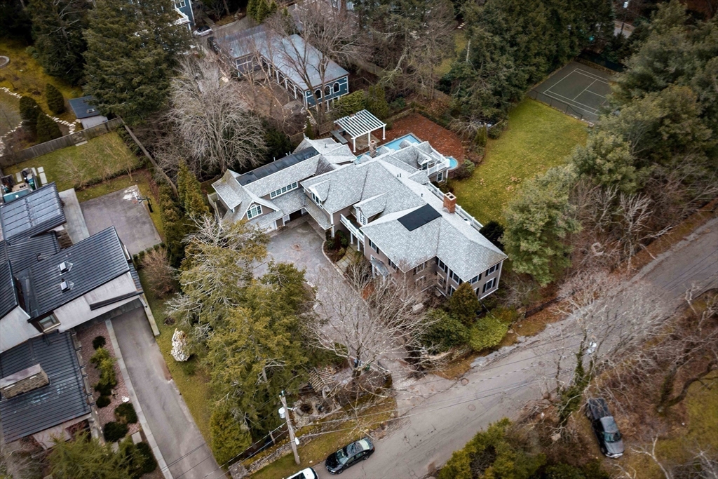 46 Woodman Road