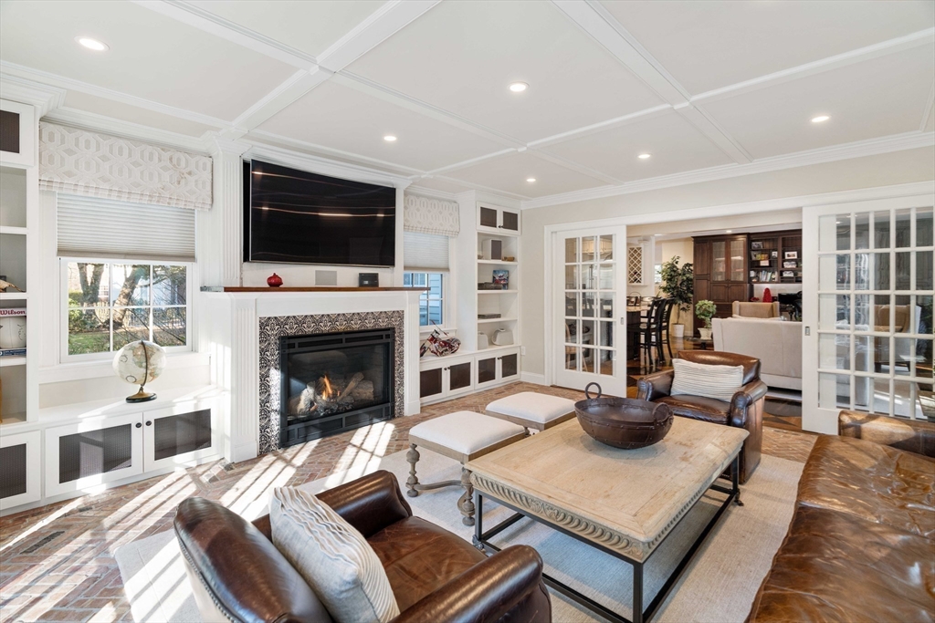 46 Woodman Road