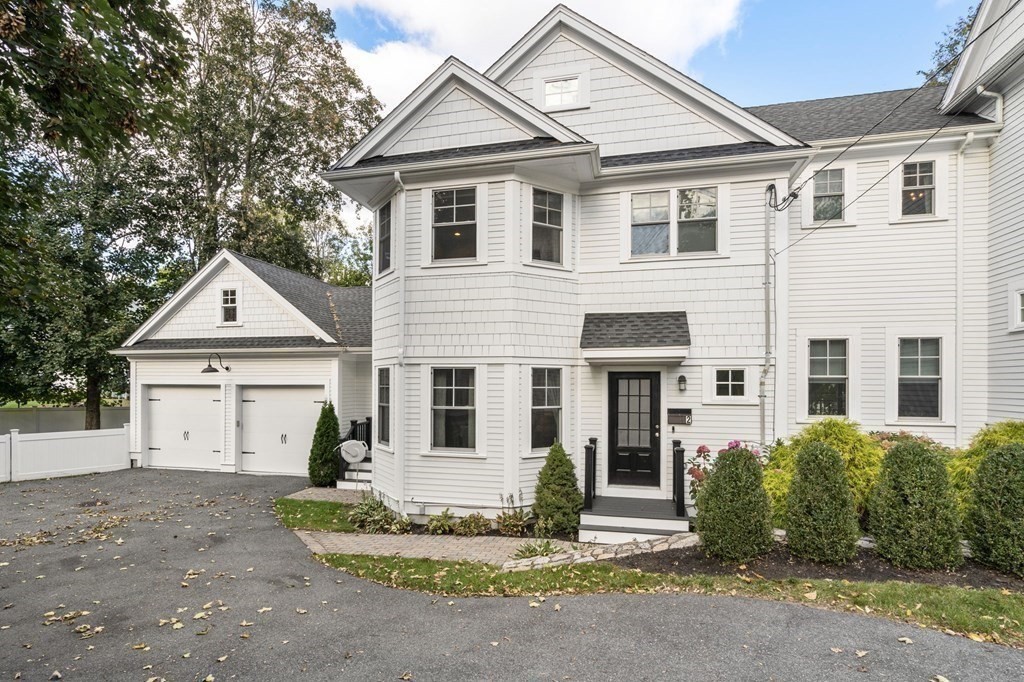 119 Charlesbank Rd # 2