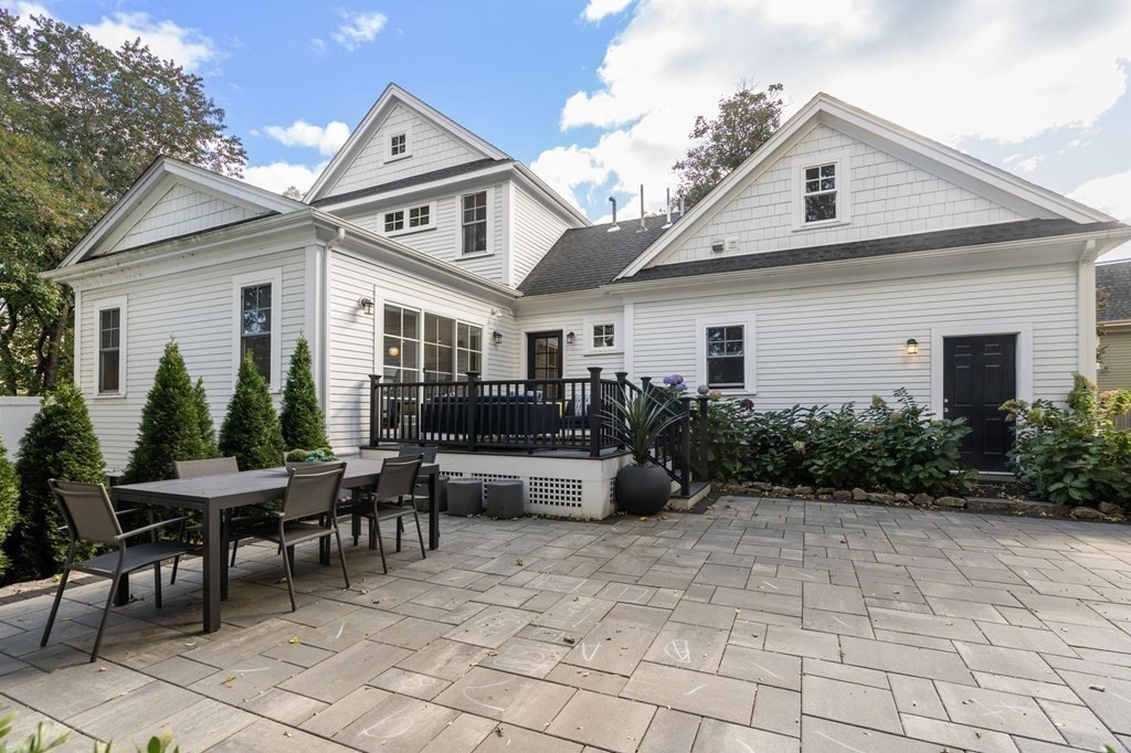 119 Charlesbank Rd # 2