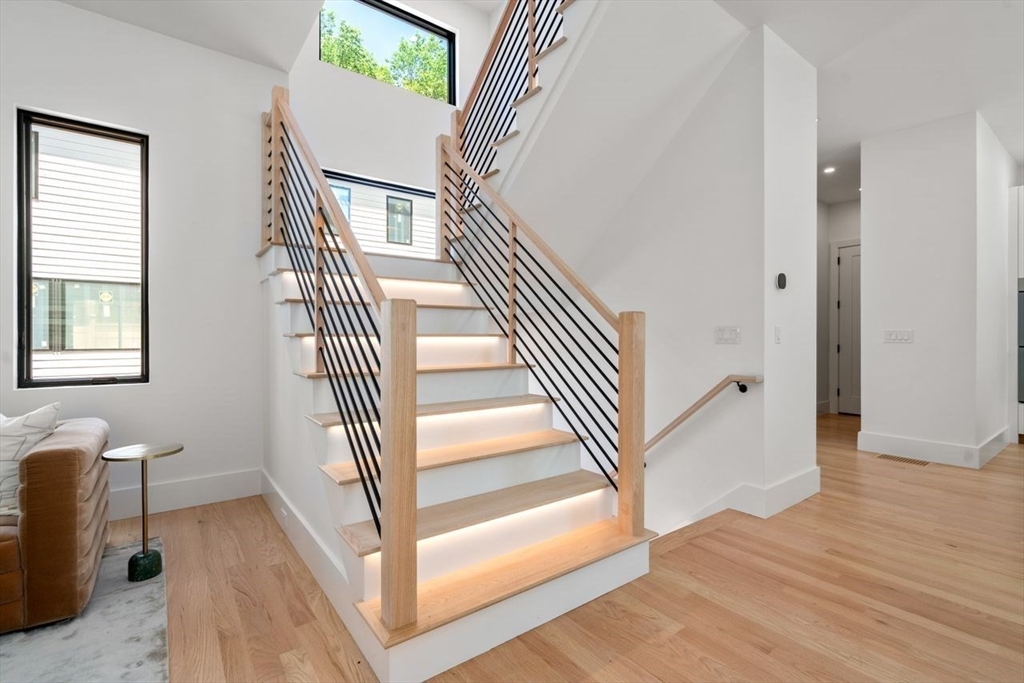 163-167 Winchester St # A