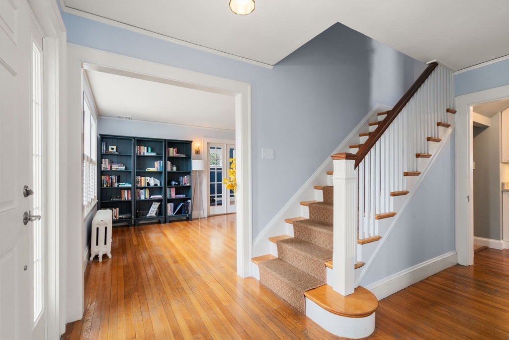 81 Prince St