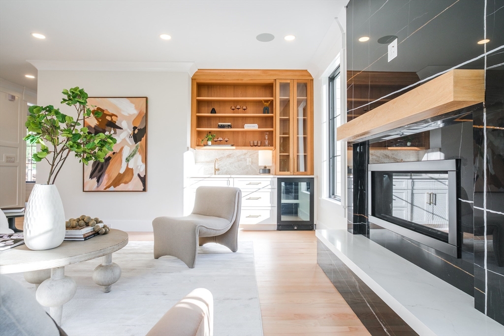 6 Newbury Park