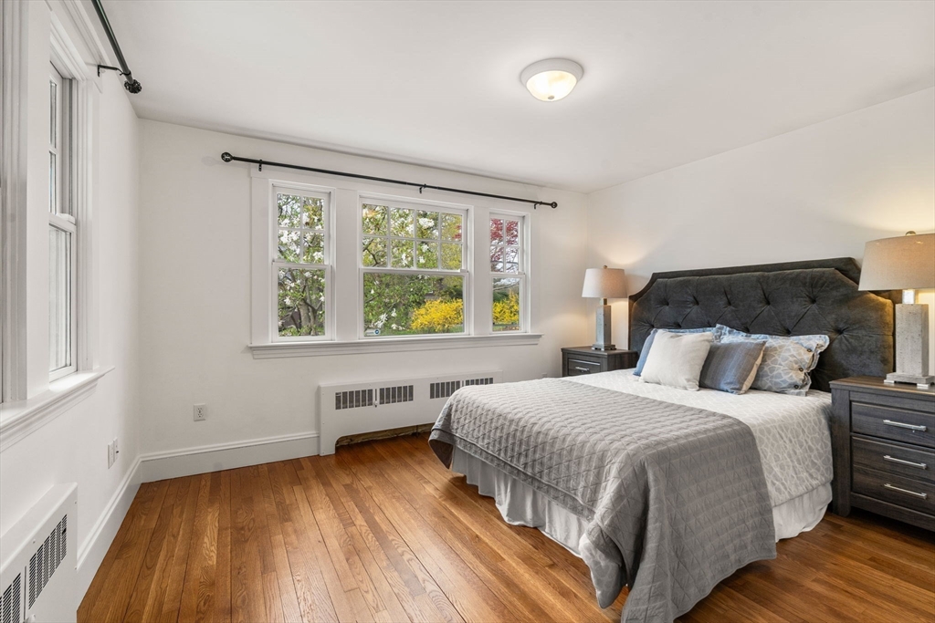 111 Elgin St