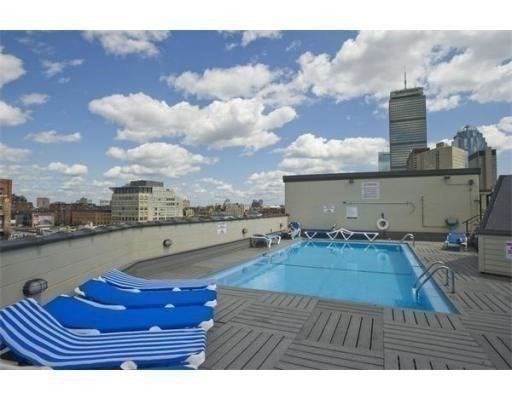 12 Stoneholm St # 617