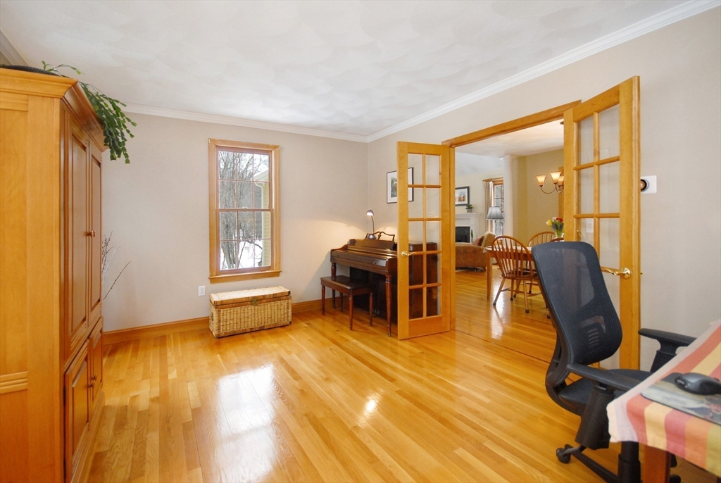 40 Fifers Ln