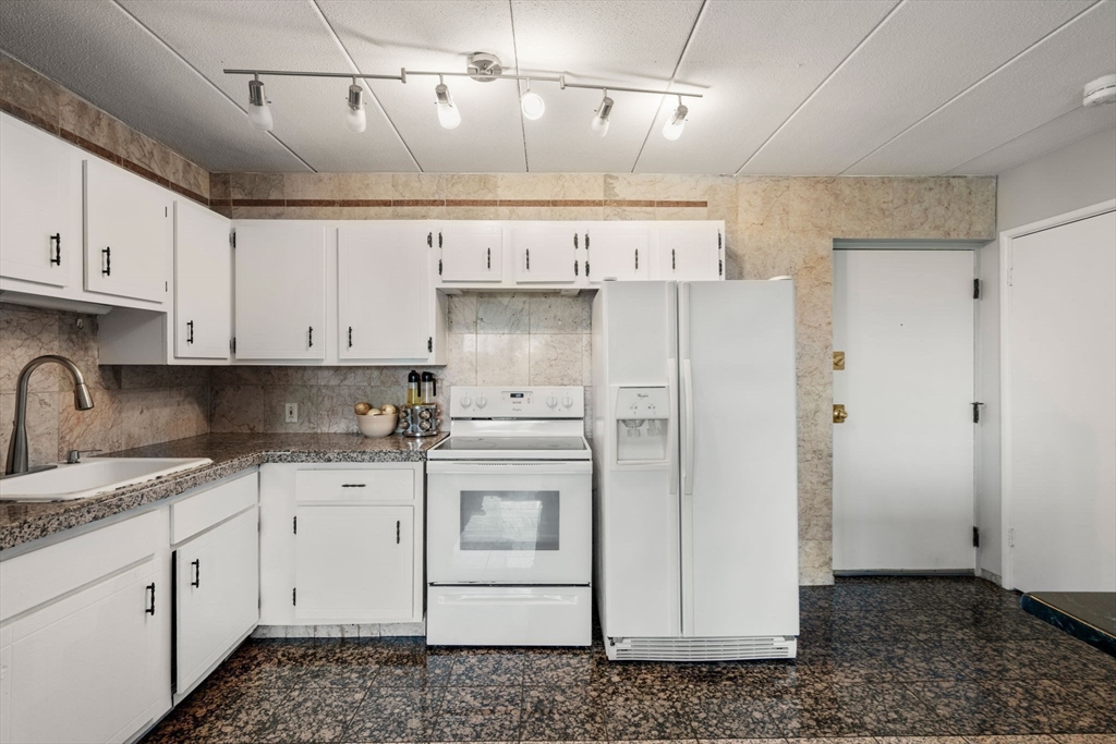 10 Main St # 507