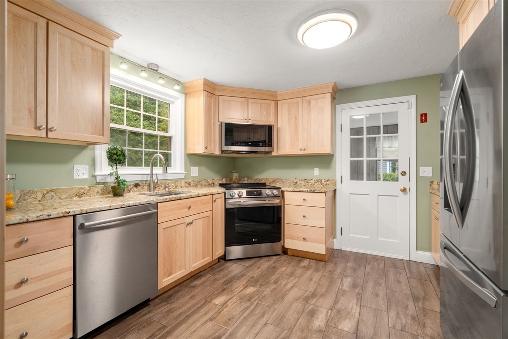 4 Brigham Ct