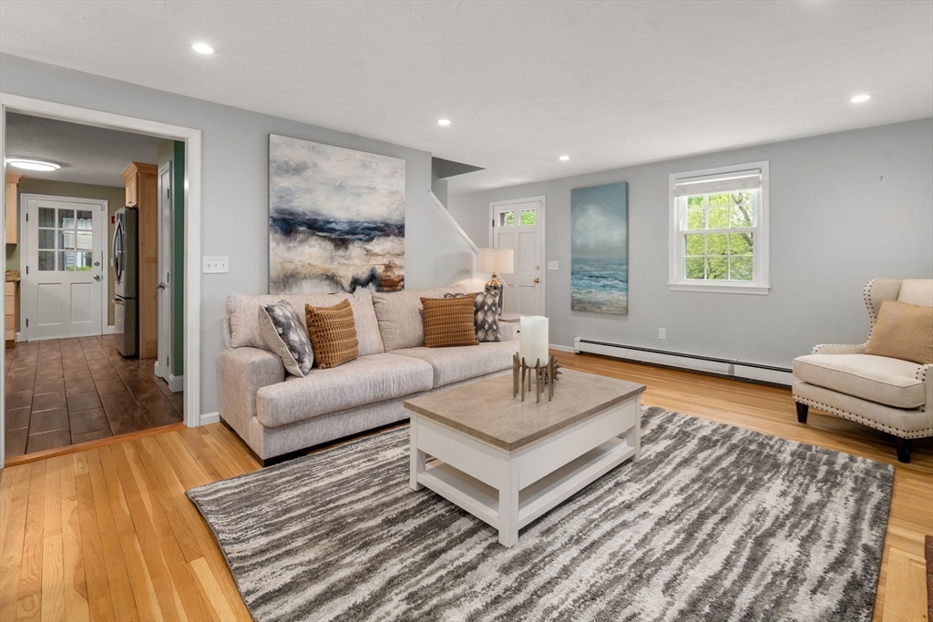 4 Brigham Ct