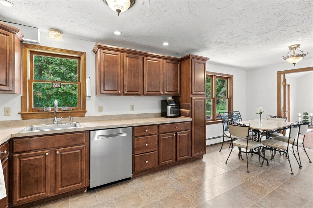 25 Mockingbird Ln