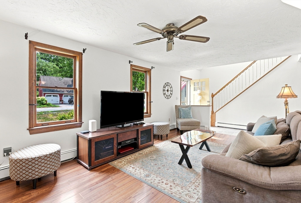 25 Mockingbird Ln