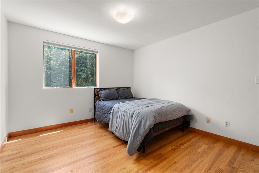 7 Larch Rd