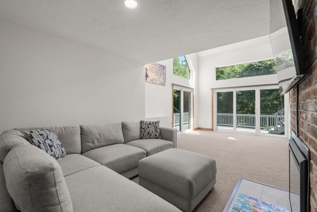 7 Larch Rd