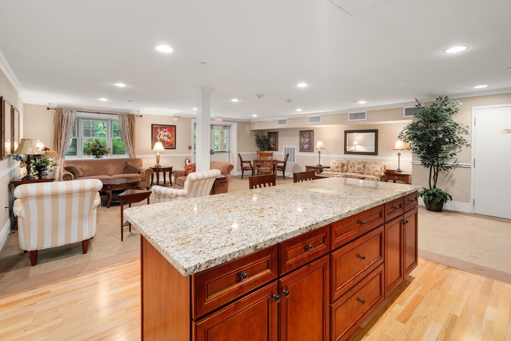 12 Russell Rd # 103