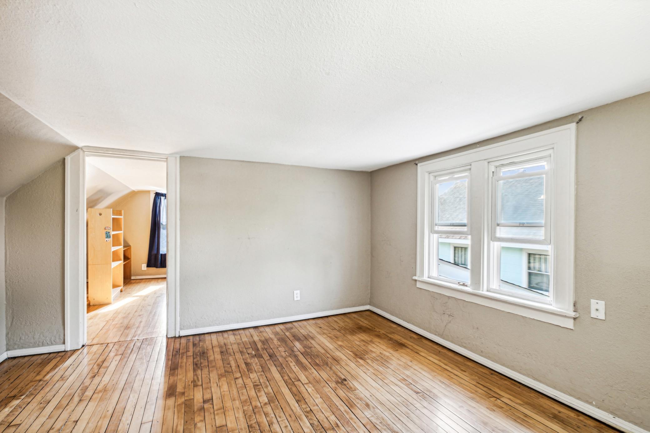 3743 Colfax Avenue N