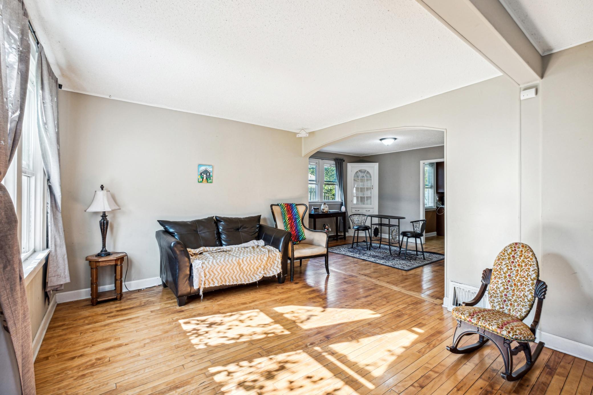 3743 Colfax Avenue N