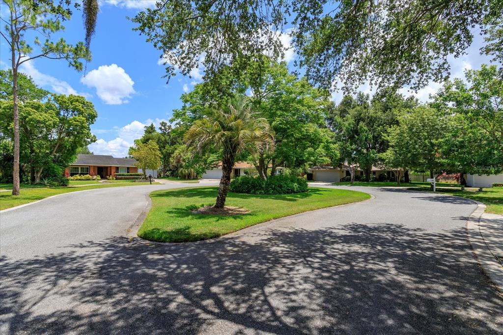 8558 CLOVER COURT