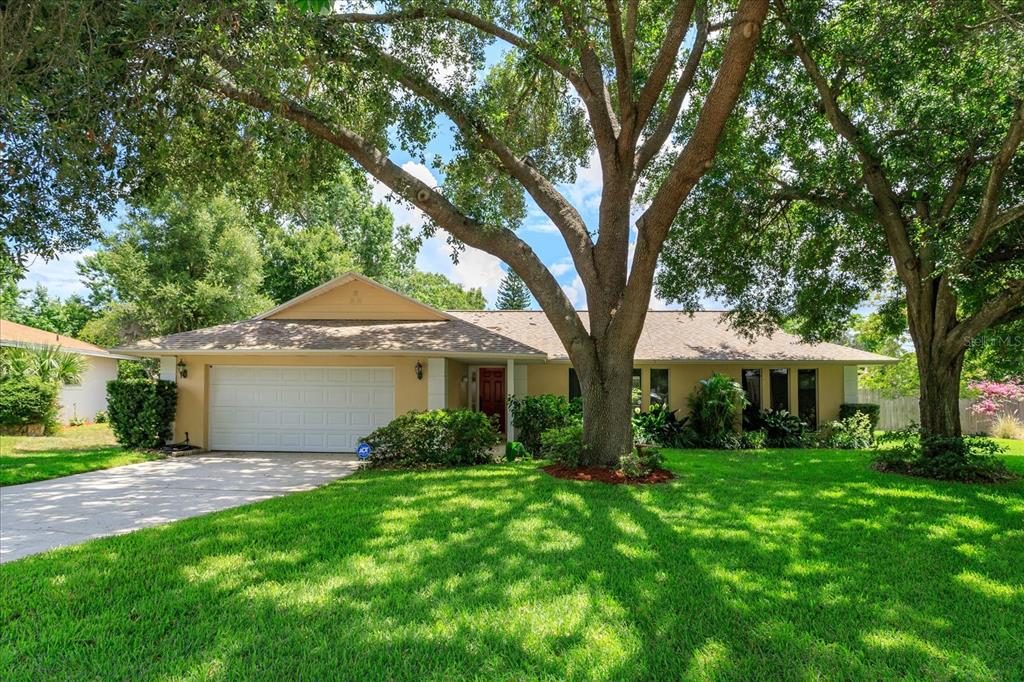 8558 CLOVER COURT