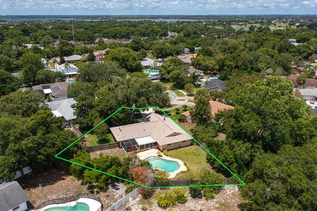 8558 CLOVER COURT