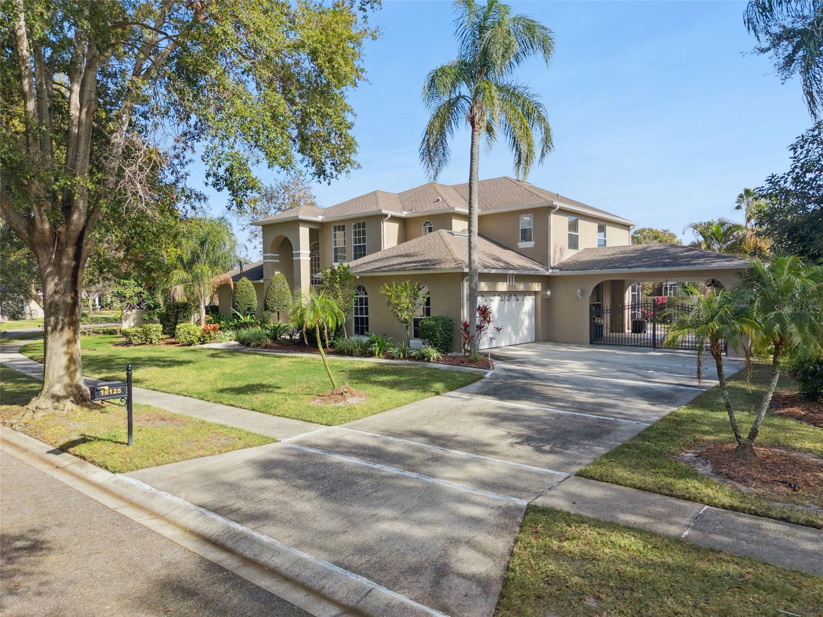 10125 FOXHURST CT