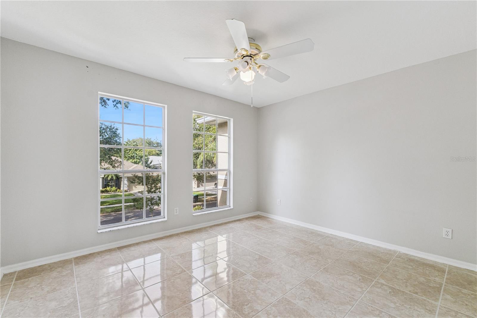 10125 FOXHURST CT