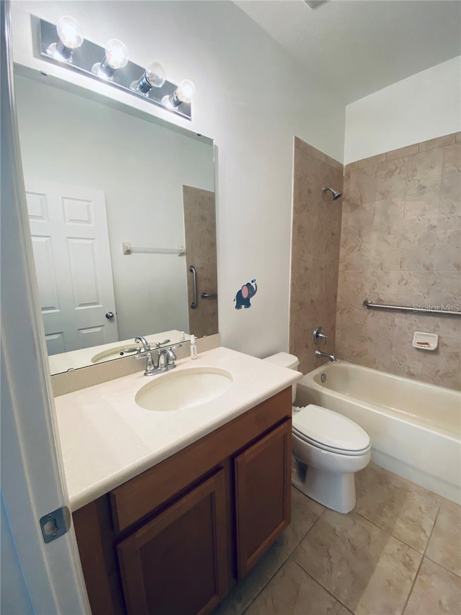 11711 SHELTERING PINE DR