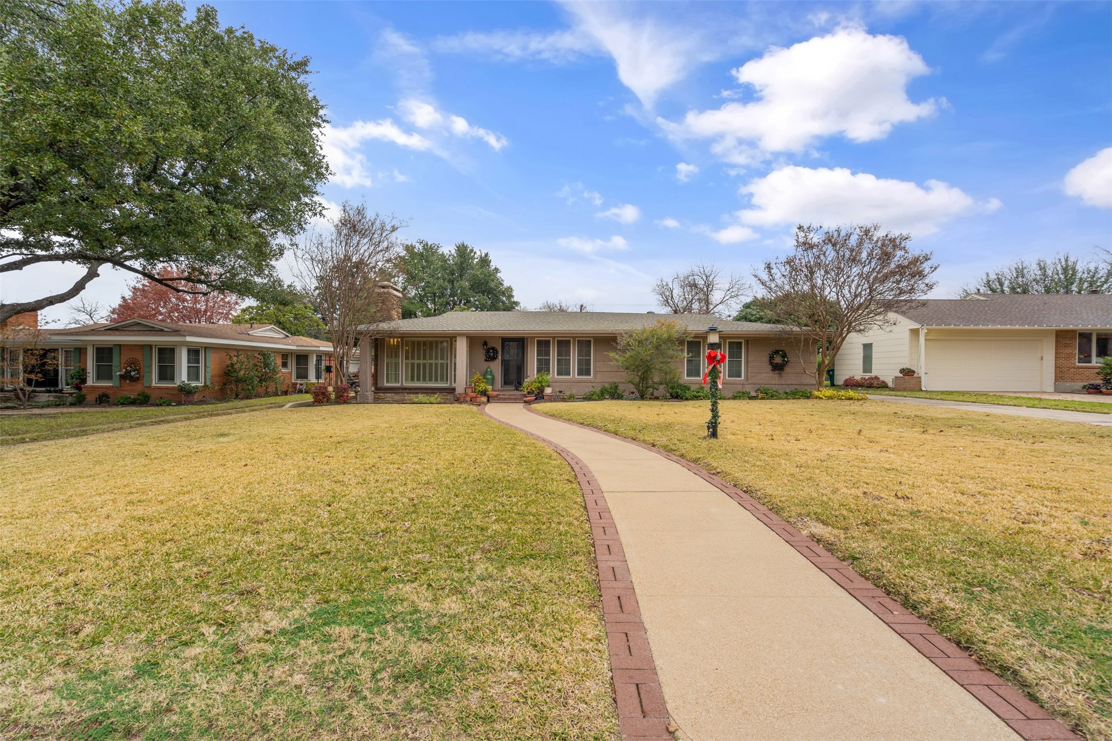 3820 Hilltop Road