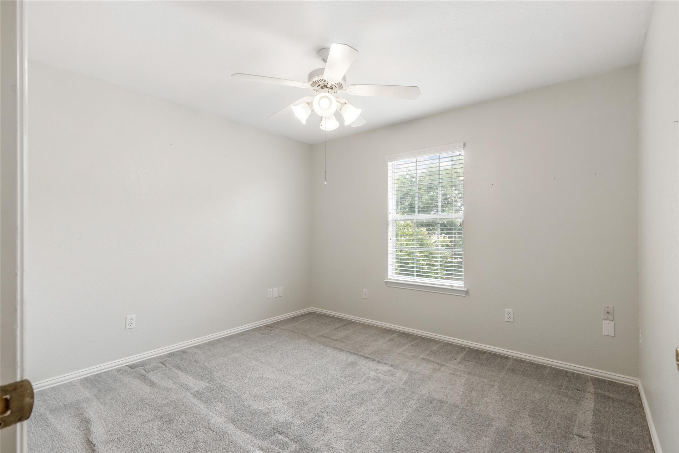 310 Aspen Court W