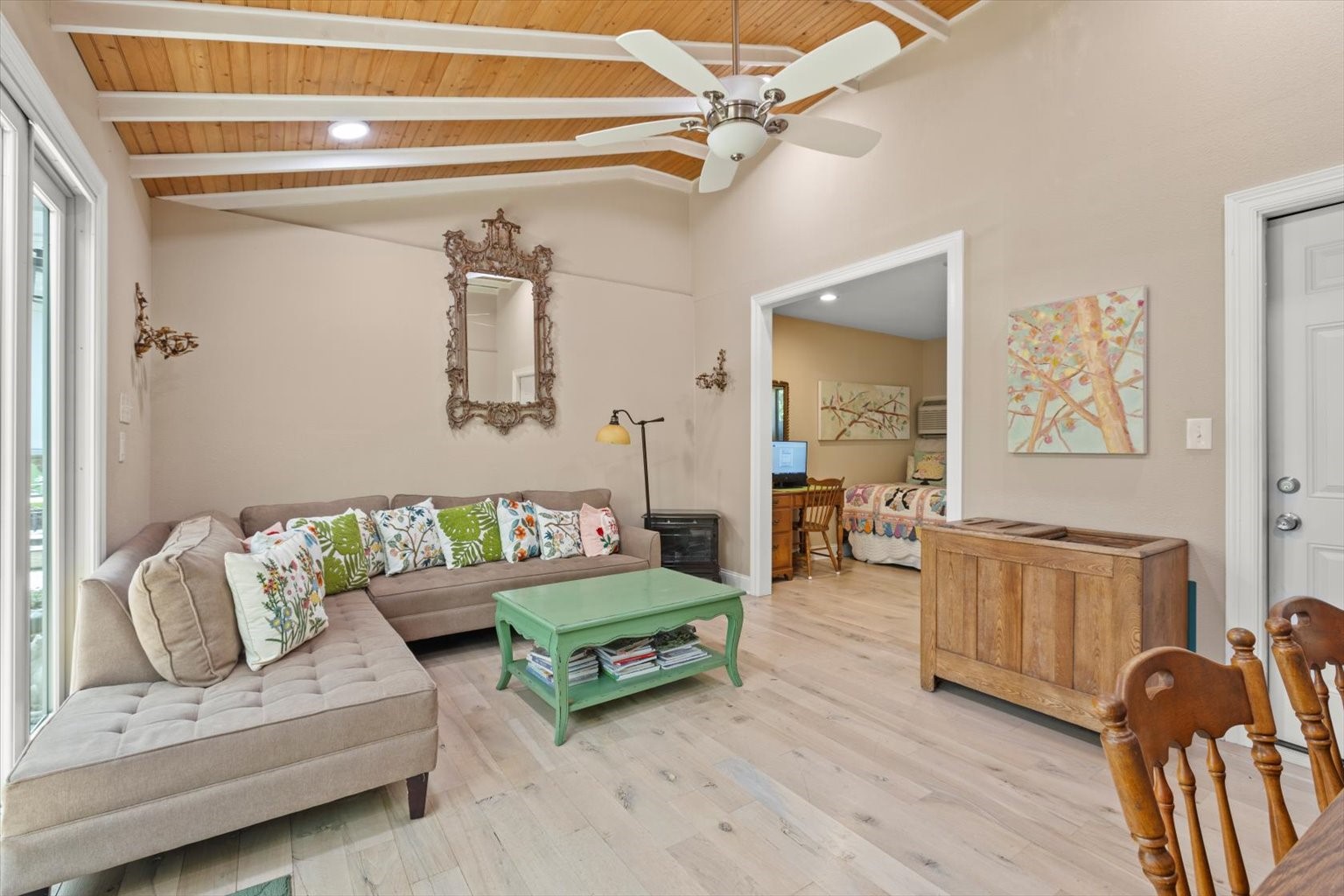 3808 Bunting Avenue
