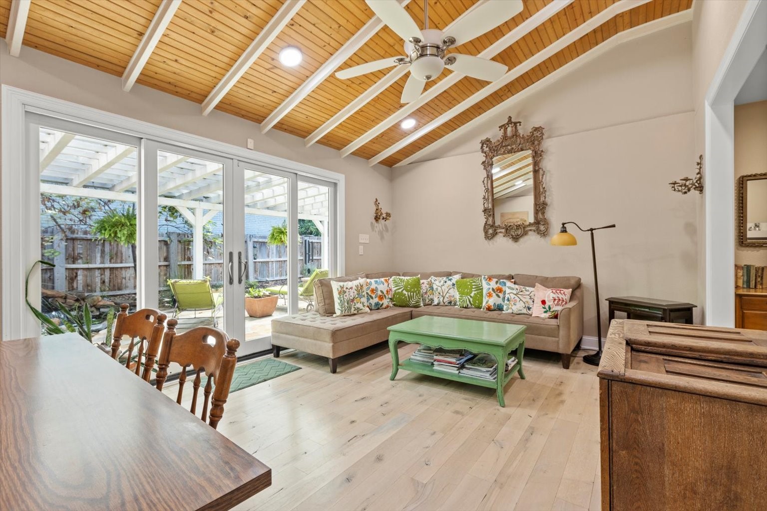 3808 Bunting Avenue