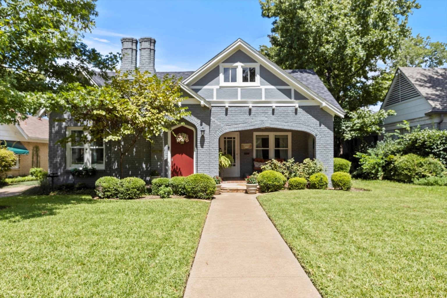 3808 Bunting Avenue
