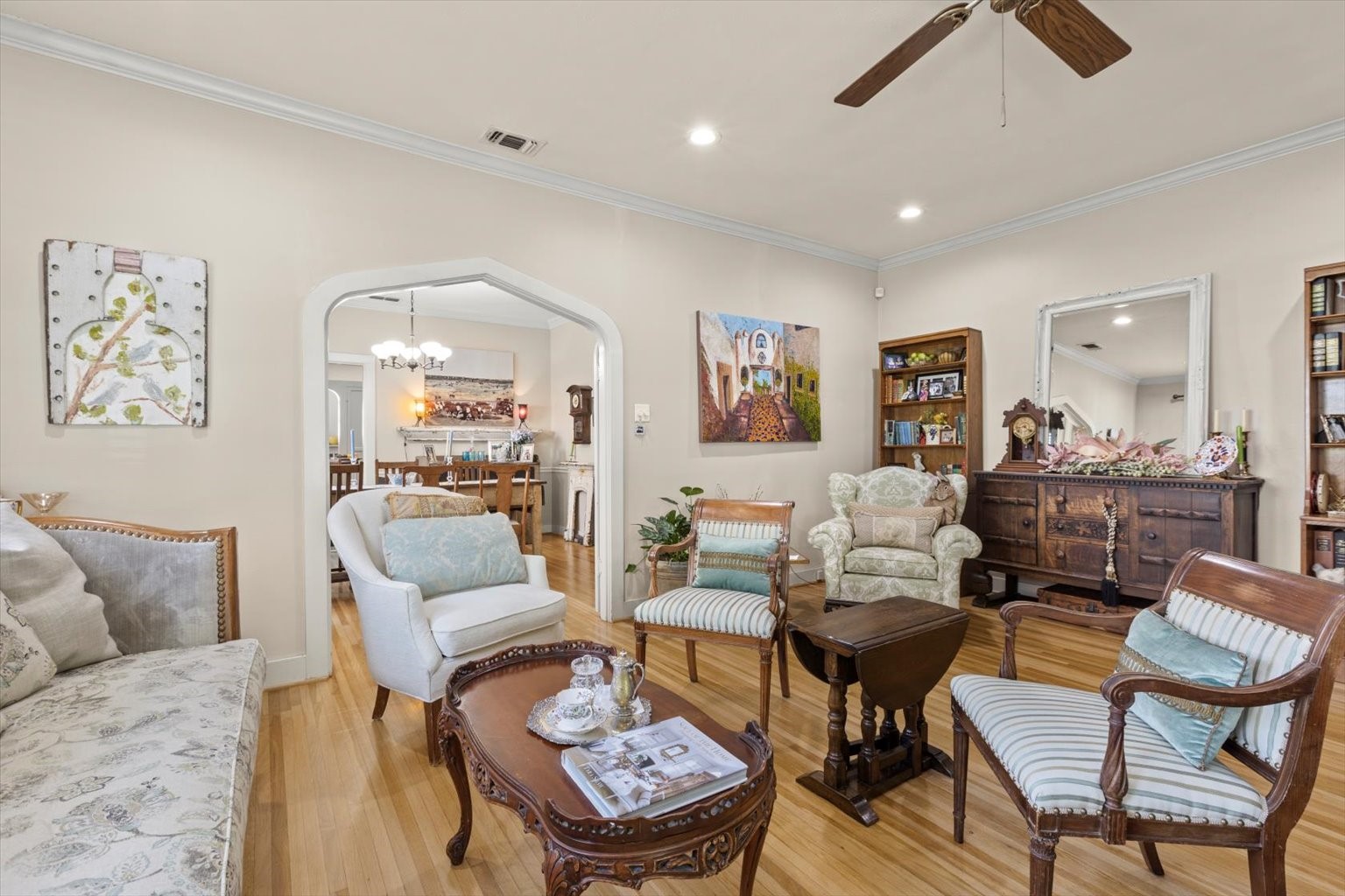 3808 Bunting Avenue