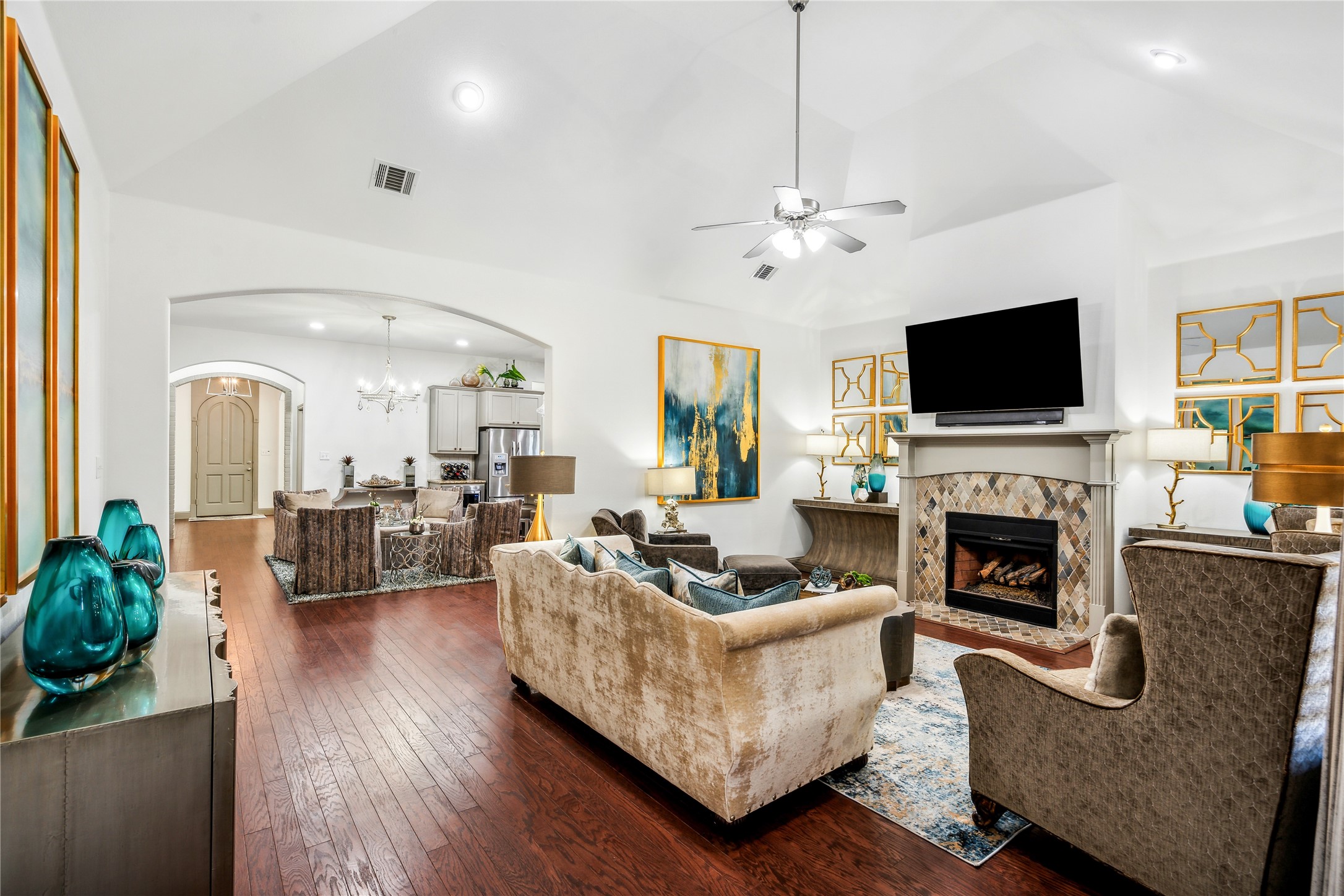 Westside Living With Fabulous Design