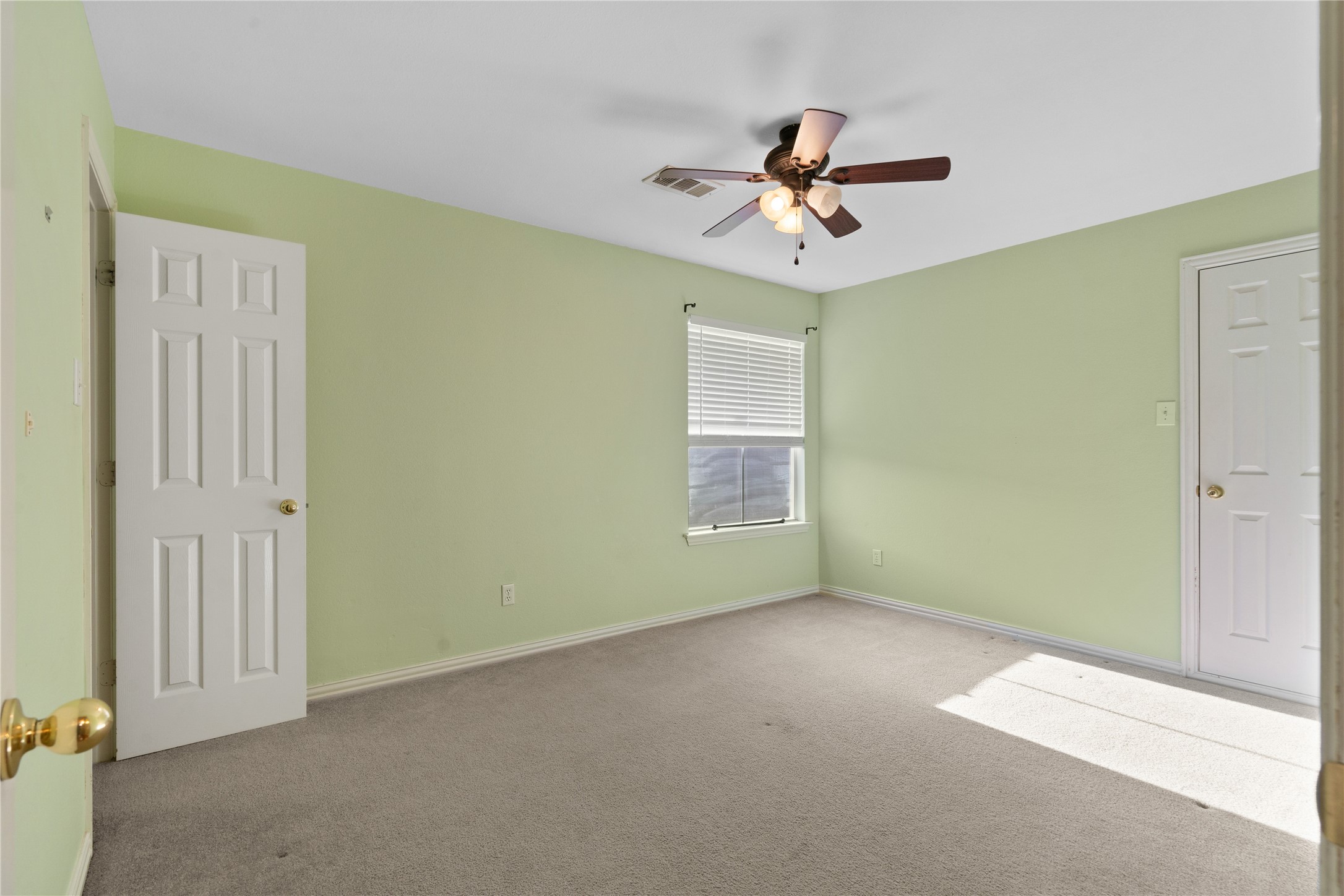 Bautifully Appointed in Southwest Fort Worth
