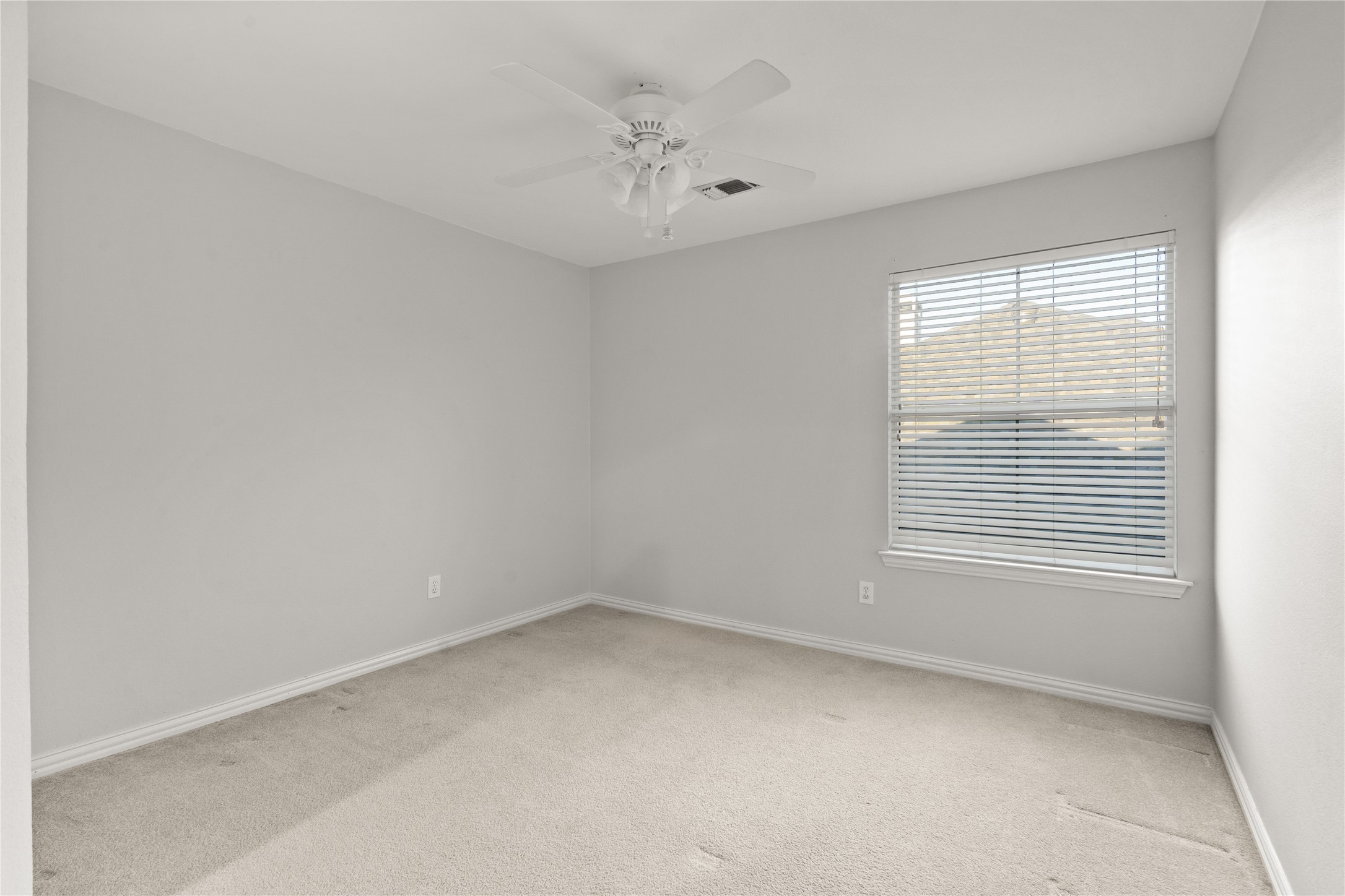 Bautifully Appointed in Southwest Fort Worth
