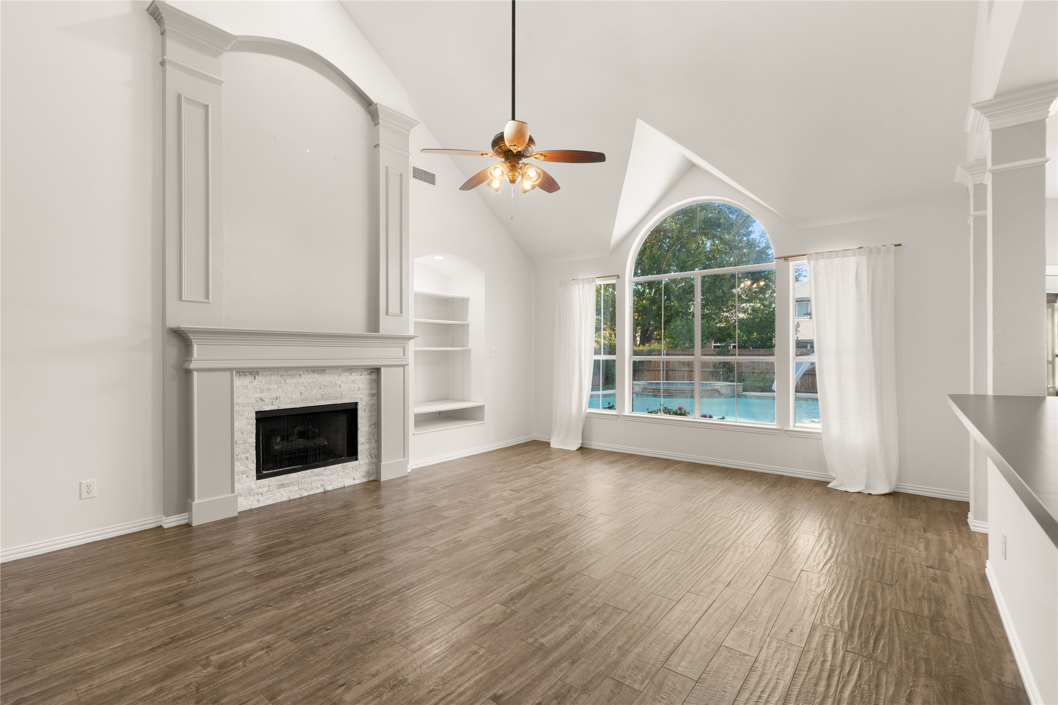 Bautifully Appointed in Southwest Fort Worth
