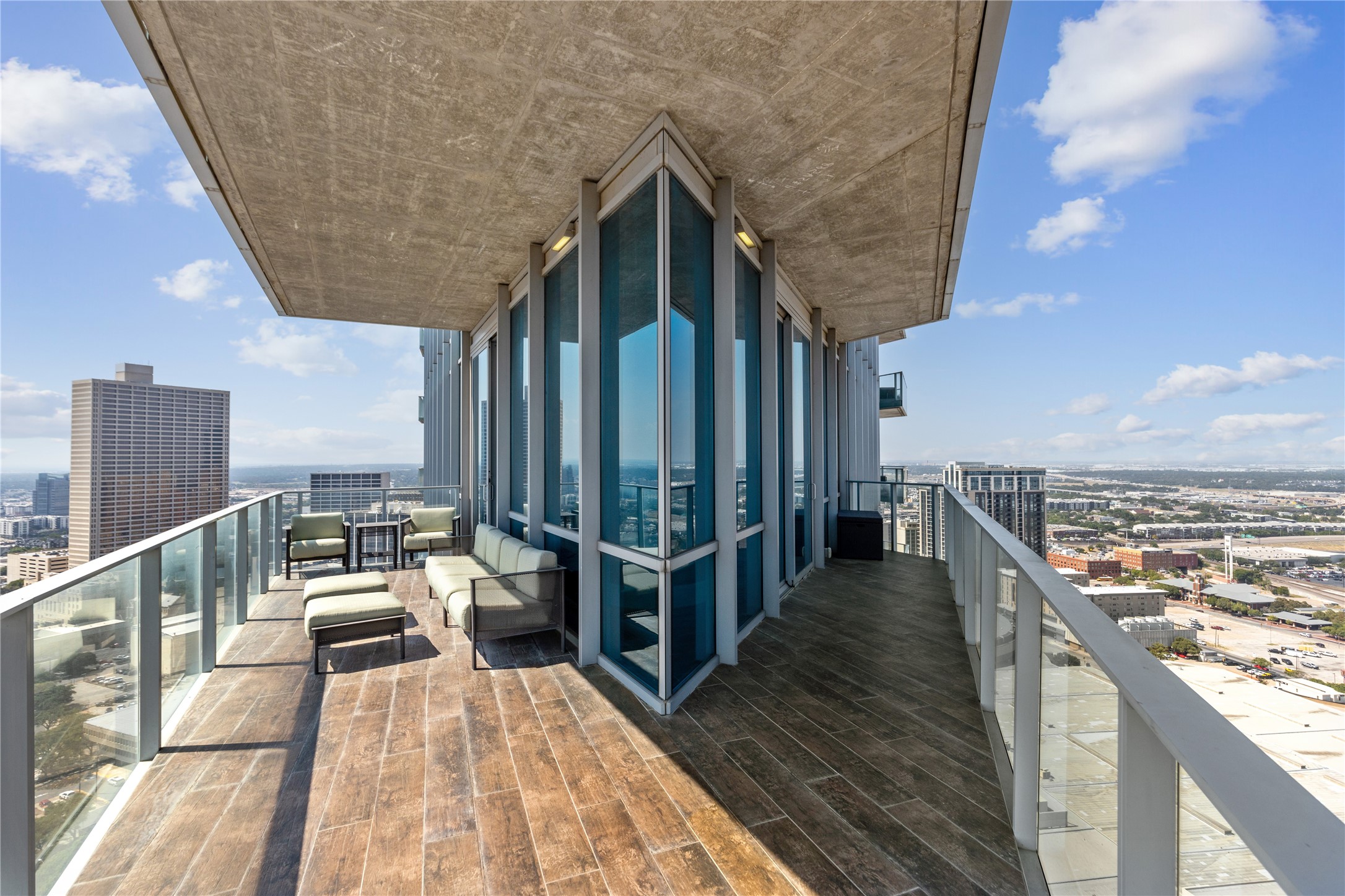 Luxury Living in the Omni Residences